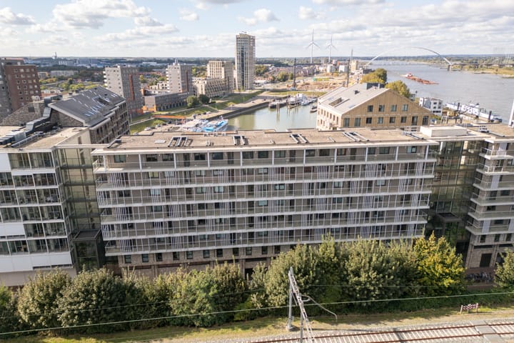 Photo 6 of Dokstraat 91