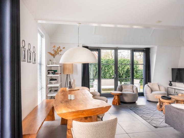 Photo 5 of Burgemeester Peecklaan 8-001