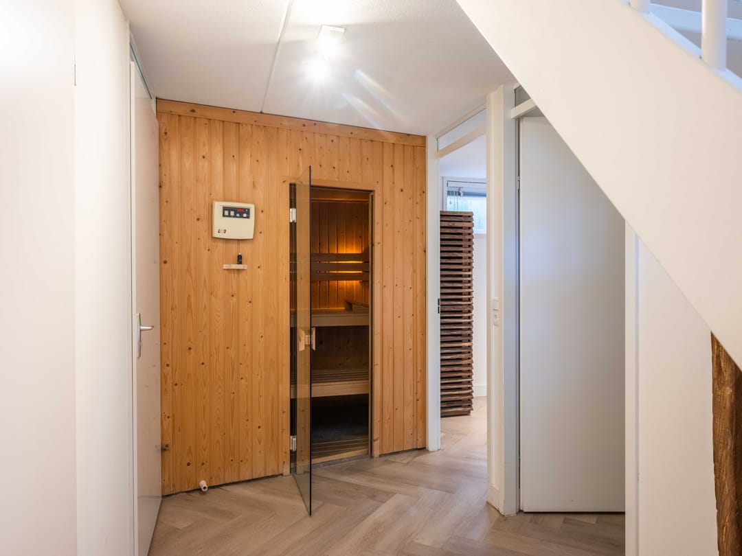 Foto 17 van Burgemeester Peecklaan 8-001