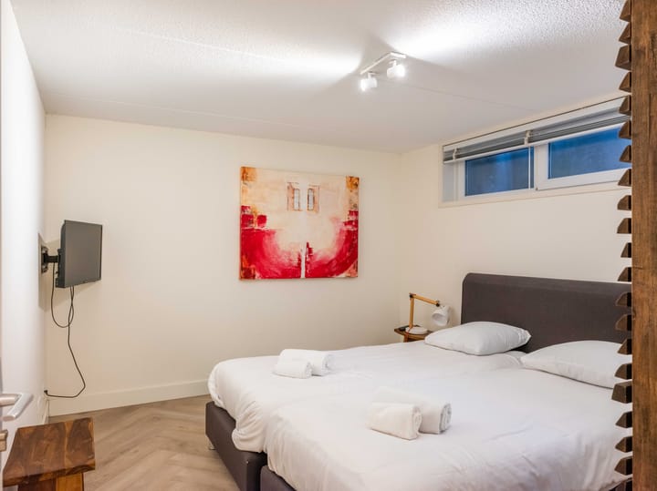 Photo 20 of Burgemeester Peecklaan 8-001