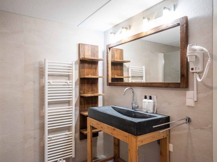 Photo 23 of Burgemeester Peecklaan 8-001