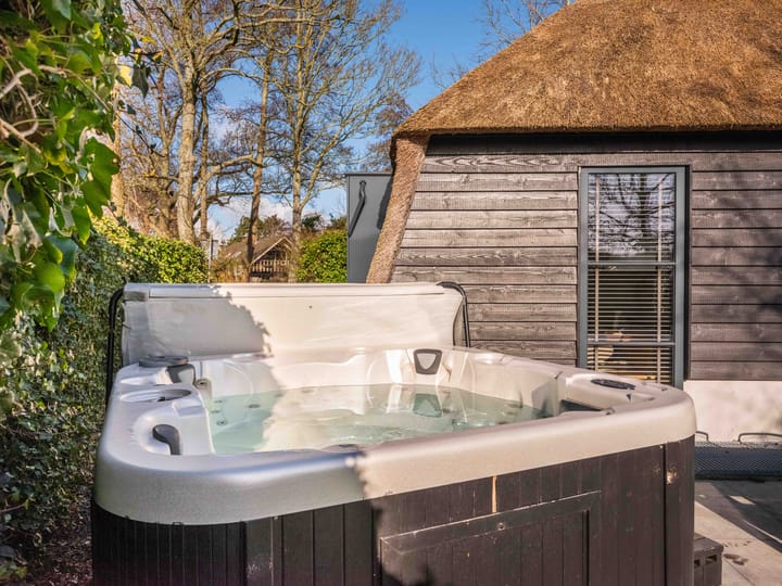 Photo 27 of Burgemeester Peecklaan 8-001