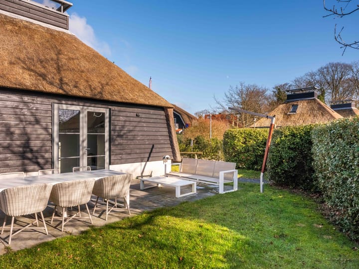 Photo 31 of Burgemeester Peecklaan 8-001