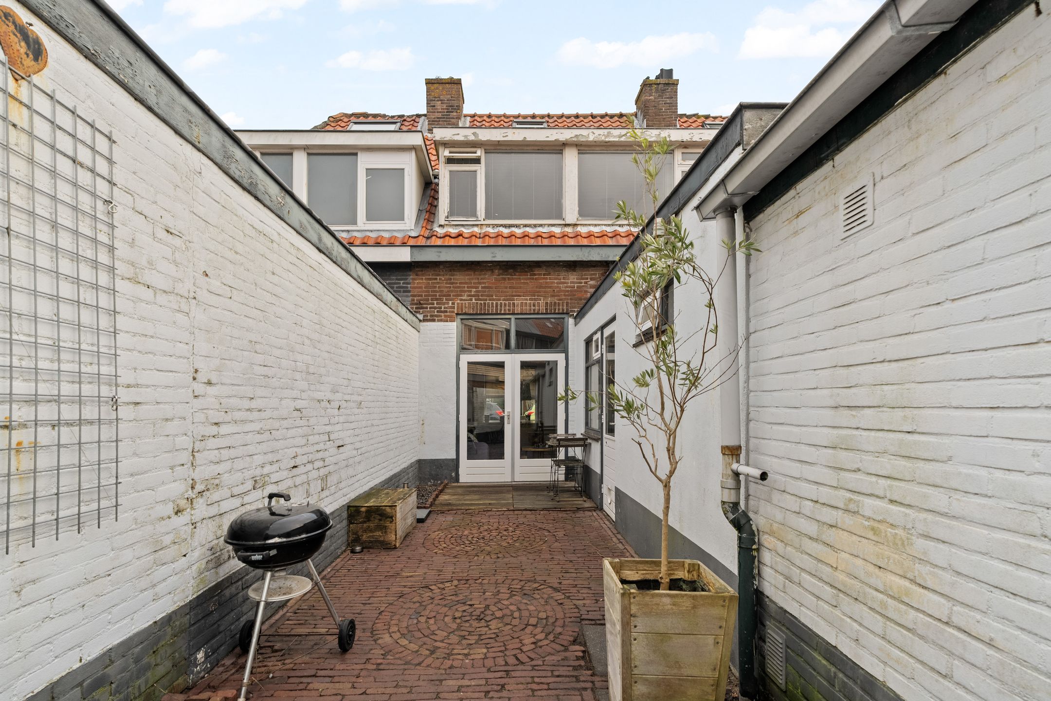 Foto 12 van IJmuiderstraat 43