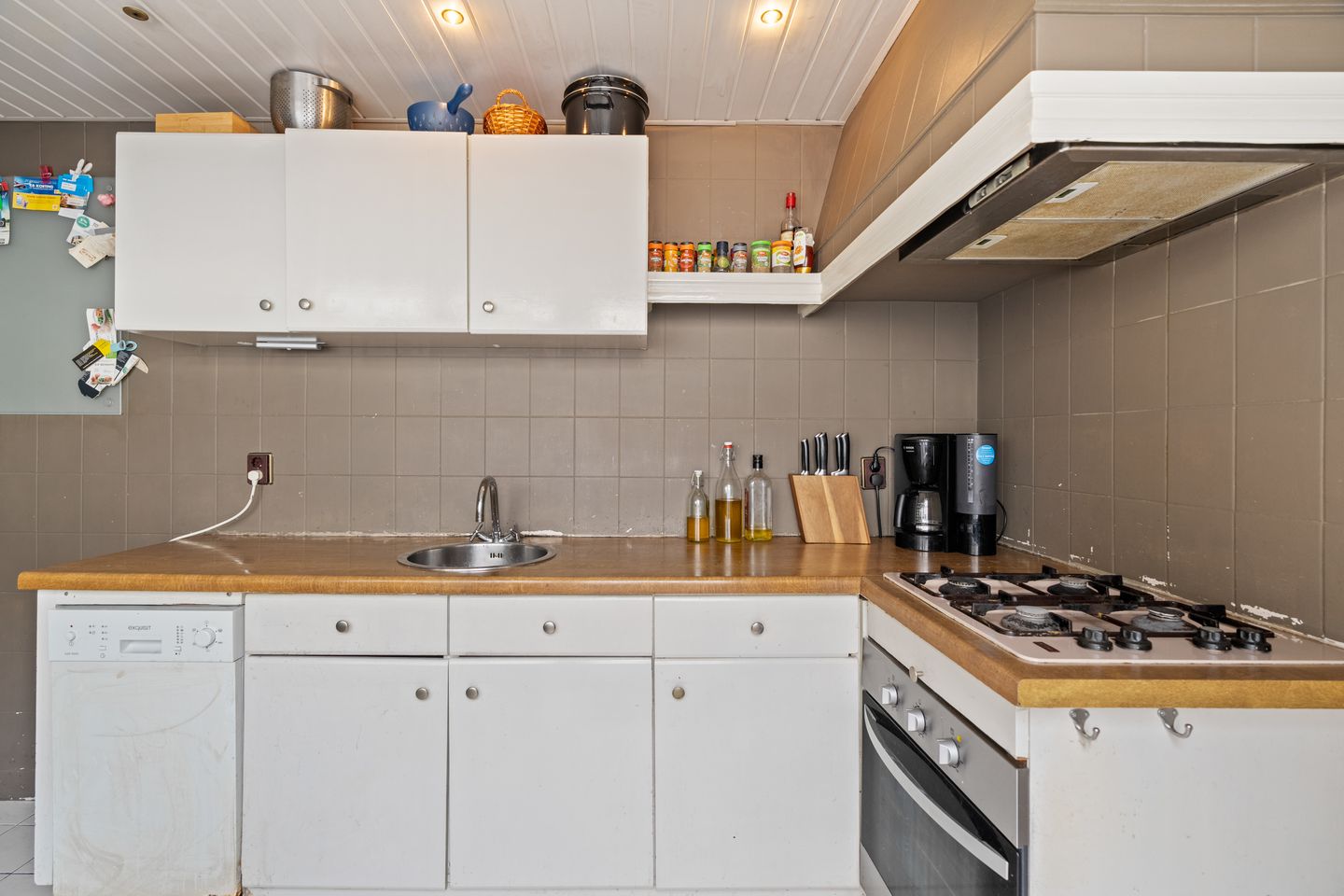 Foto 14 van IJmuiderstraat 43