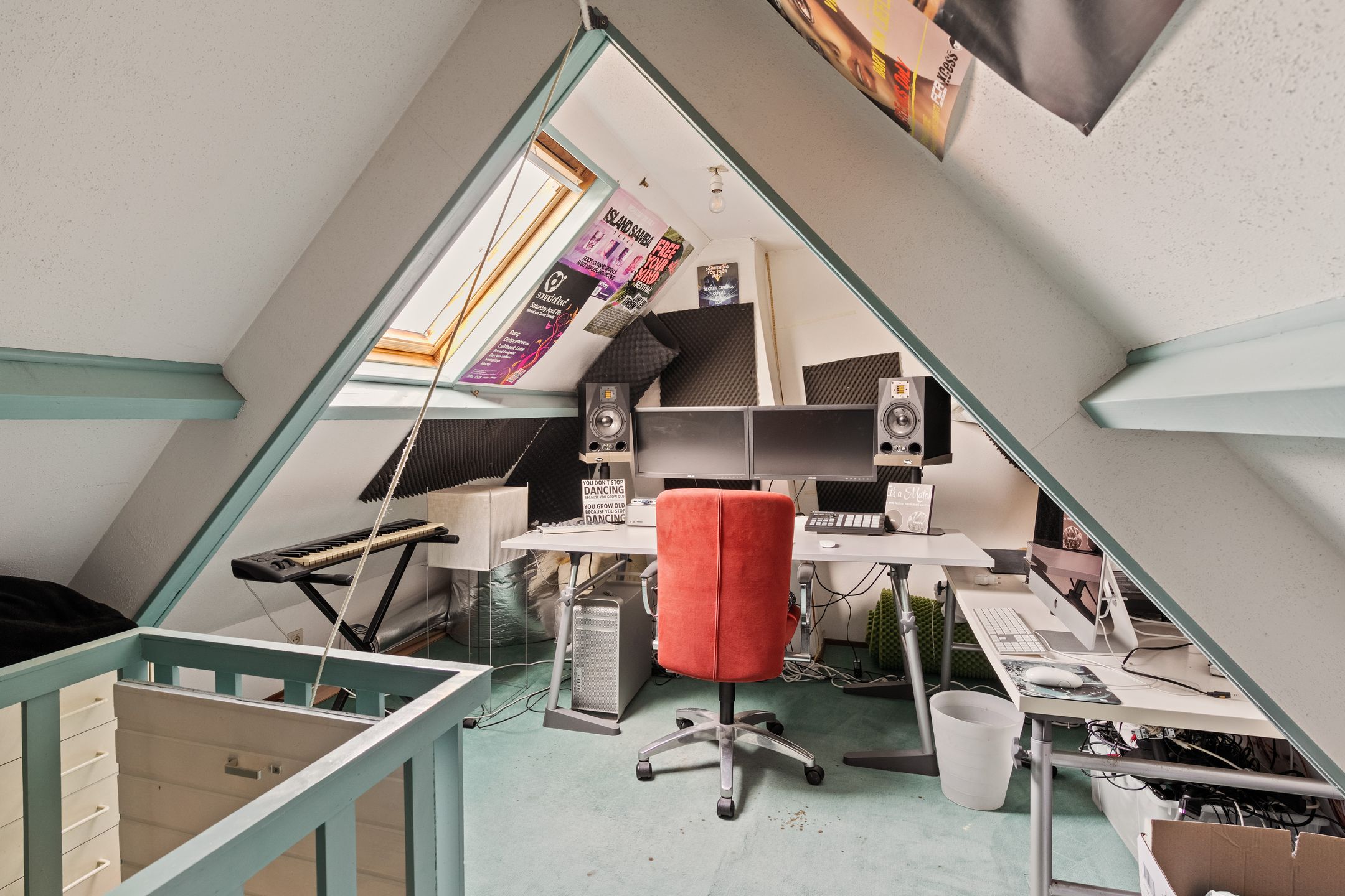 Foto 27 van IJmuiderstraat 43