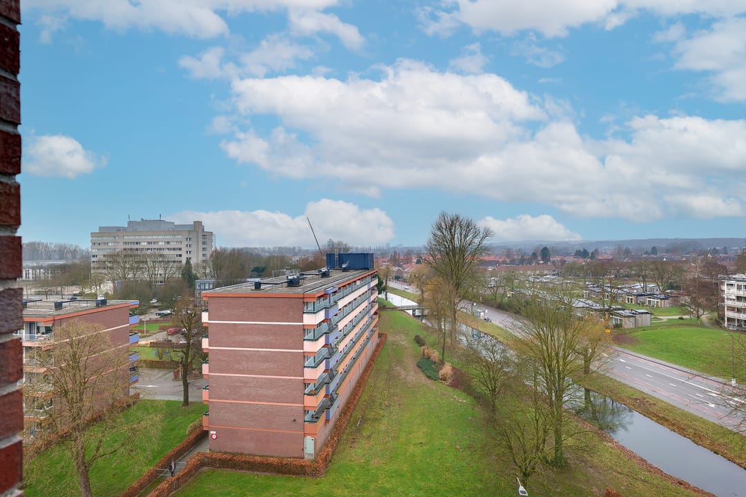 Foto 16 van Churchillplein 96