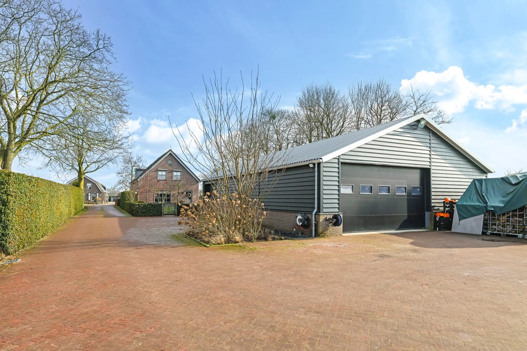 Photo 2 of Waalstraat 7-A