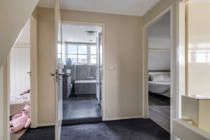 Foto 43 van Waalstraat 7-A