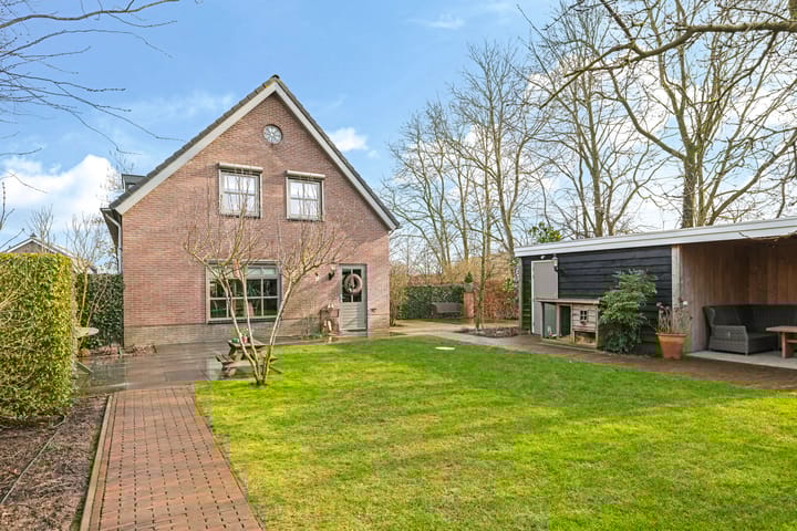 Foto 60 van Waalstraat 7-A