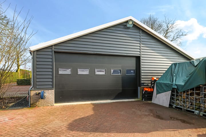 Foto 76 van Waalstraat 7-A