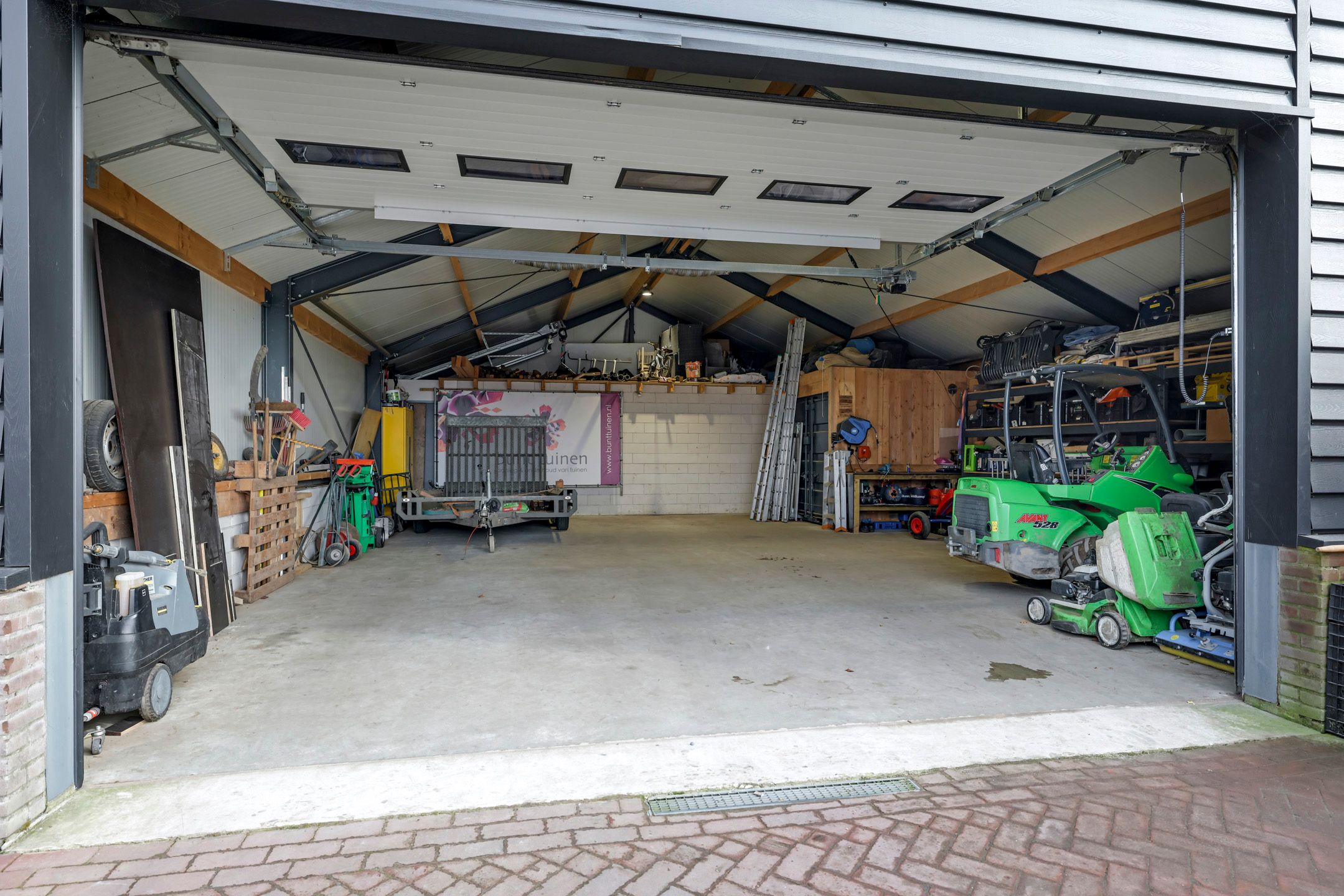 Photo 78 of Waalstraat 7-A
