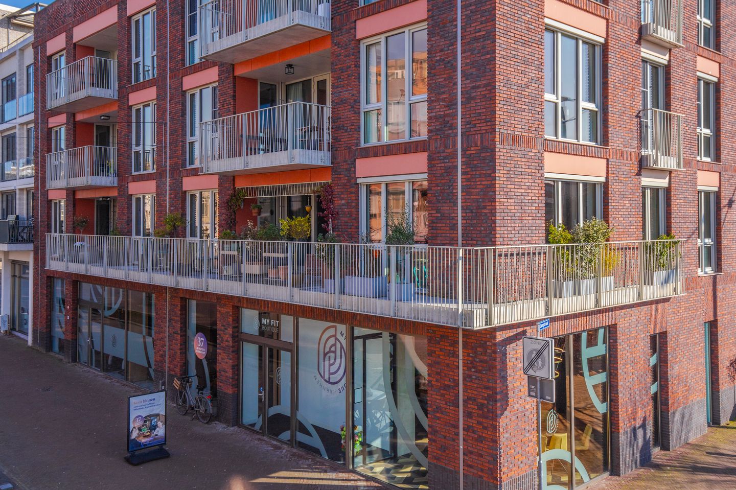 Foto 35 van Langstraat 32