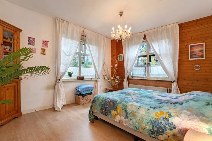 Foto 16 van De Weidenweg 10