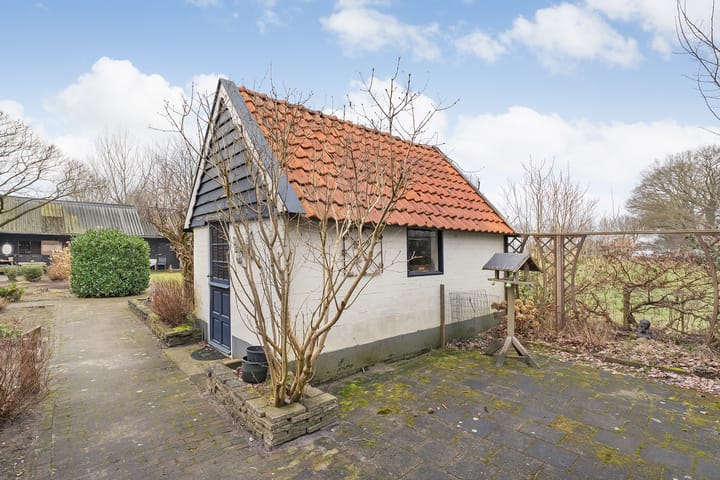 Foto 34 van De Weidenweg 10