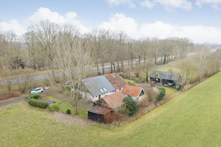 Foto 43 van De Weidenweg 10