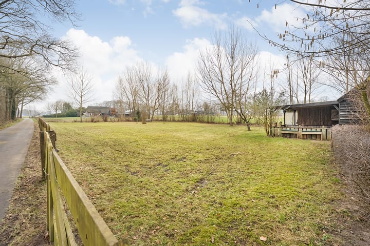 Foto 45 van De Weidenweg 10