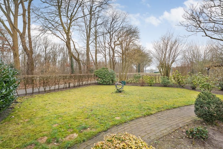 Foto 50 van De Weidenweg 10