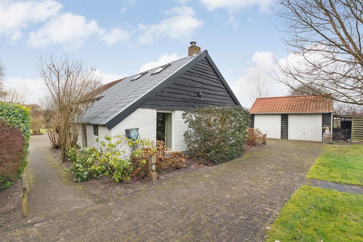 Foto 53 van De Weidenweg 10