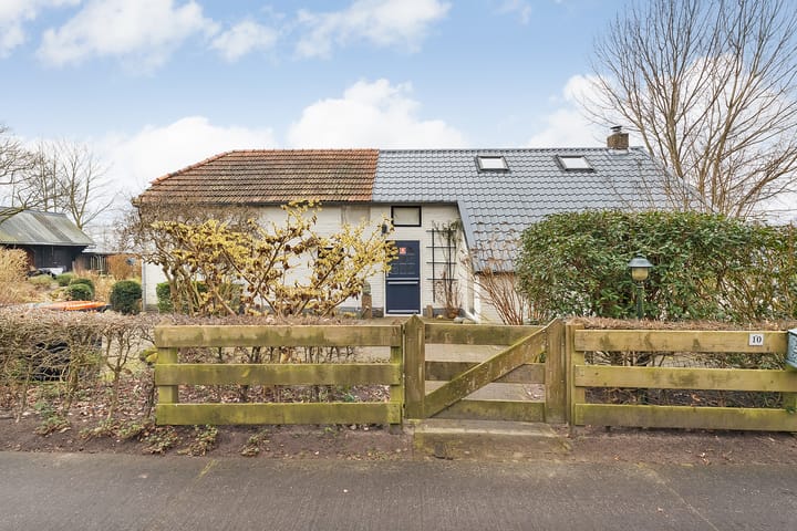 Foto 60 van De Weidenweg 10