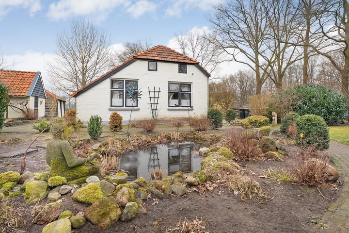 Foto 61 van De Weidenweg 10