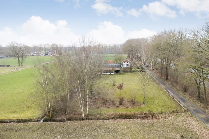 Foto 42 van De Weidenweg 10