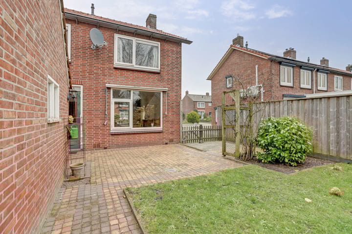 Foto 31 van Lariksstraat 8