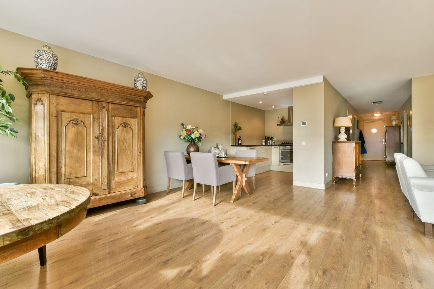 Photo 10 of Rembrandtweg 5-A