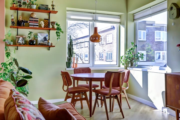 Foto 4 van Laan van Nieuw-Guinea 103-BS