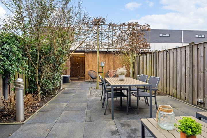 Photo 24 of Mookstraat 7