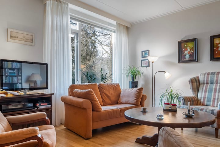 Foto 10 van Den Esker 9