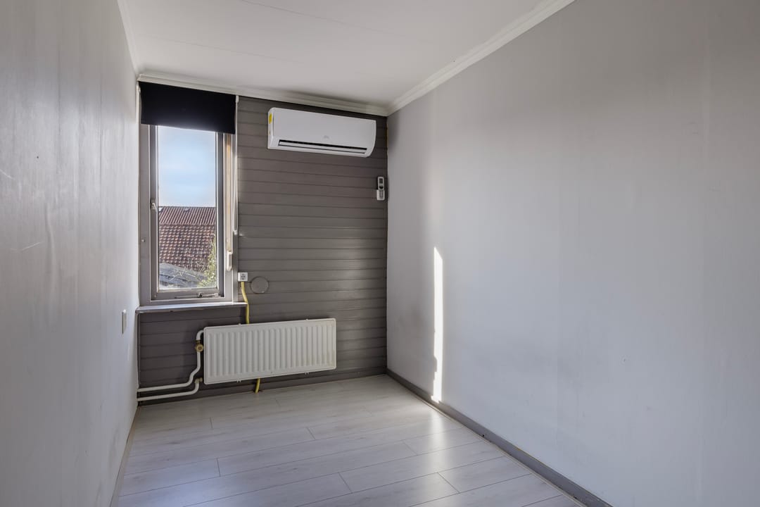 Photo 26 of Irisstraat 13