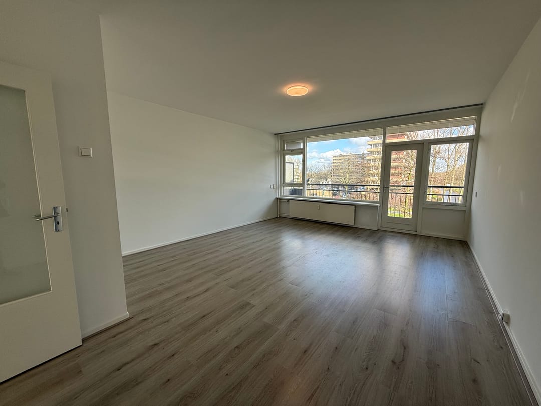 Foto 2 van Roland Holstlaan 1061