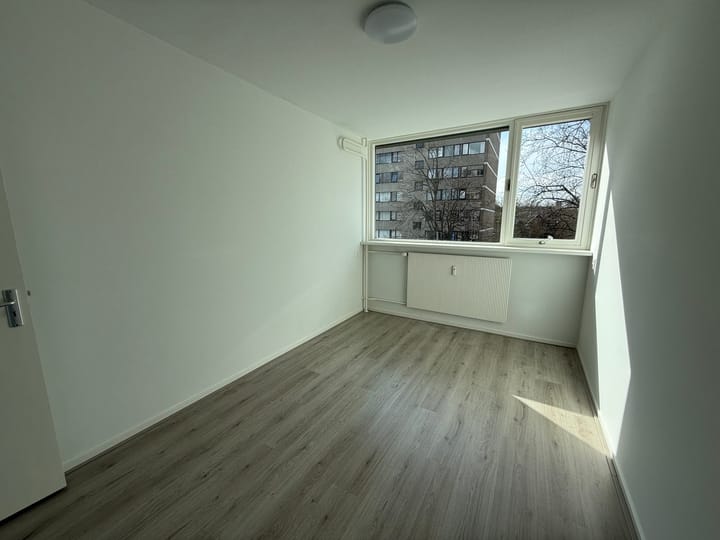 Foto 17 van Roland Holstlaan 1061