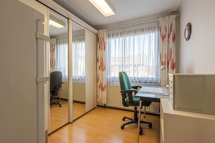 Foto 16 van Paul van Ostaijenstraat 6