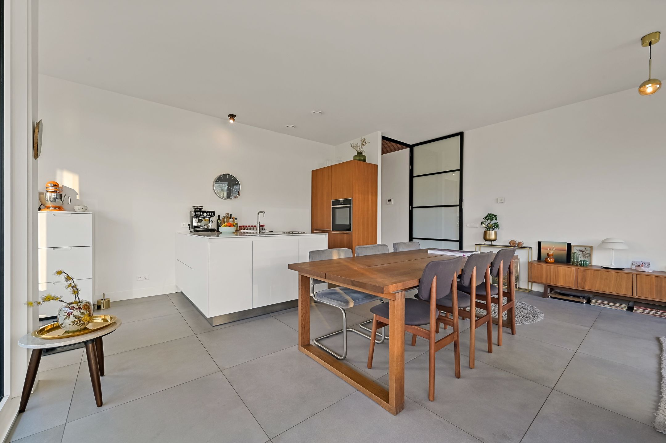 Foto 12 van Oostduinplein 241