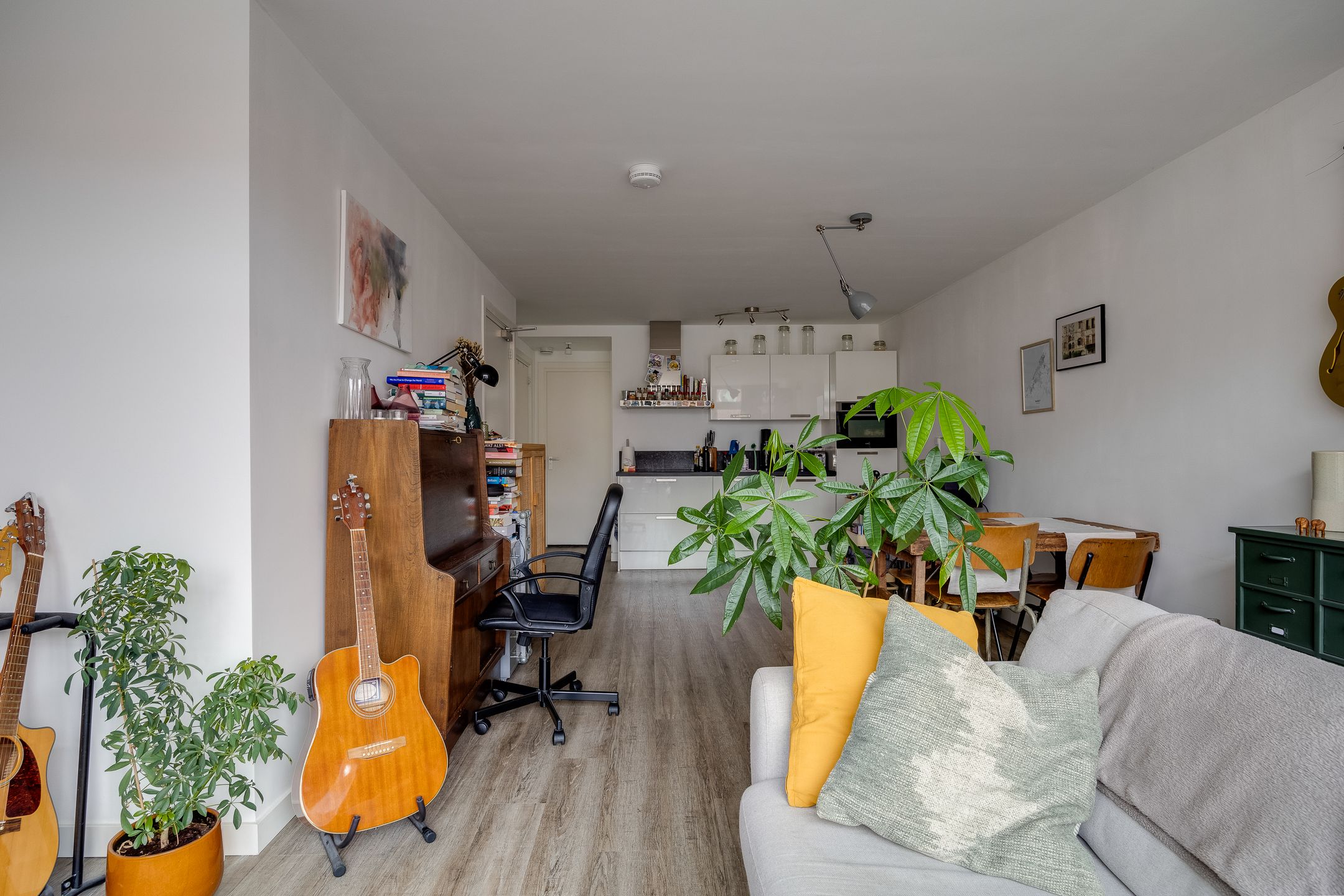 Photo 9 of Hoogravenseweg 14-C