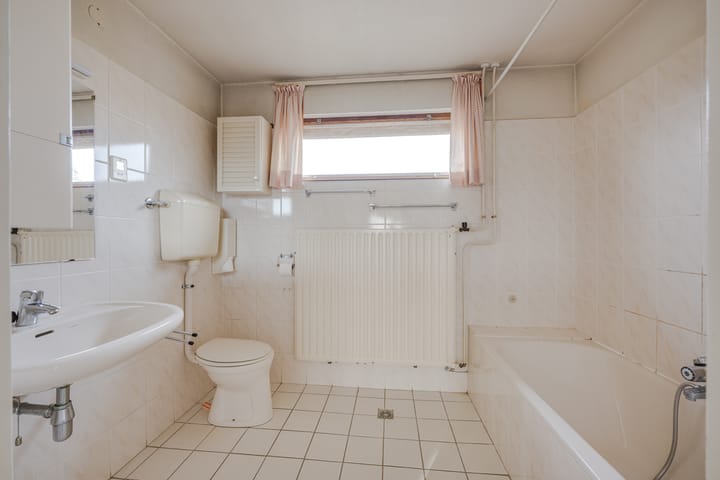 Foto 33 van Van Hamellaan 8