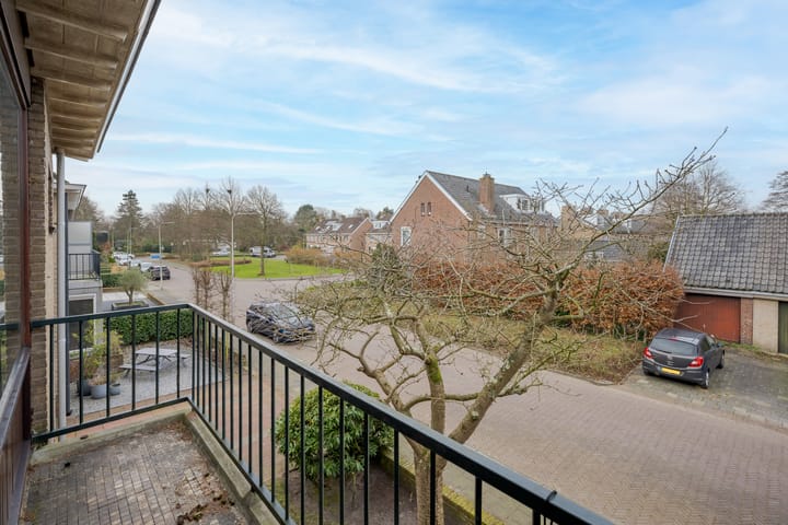 Foto 25 van Van Hamellaan 8