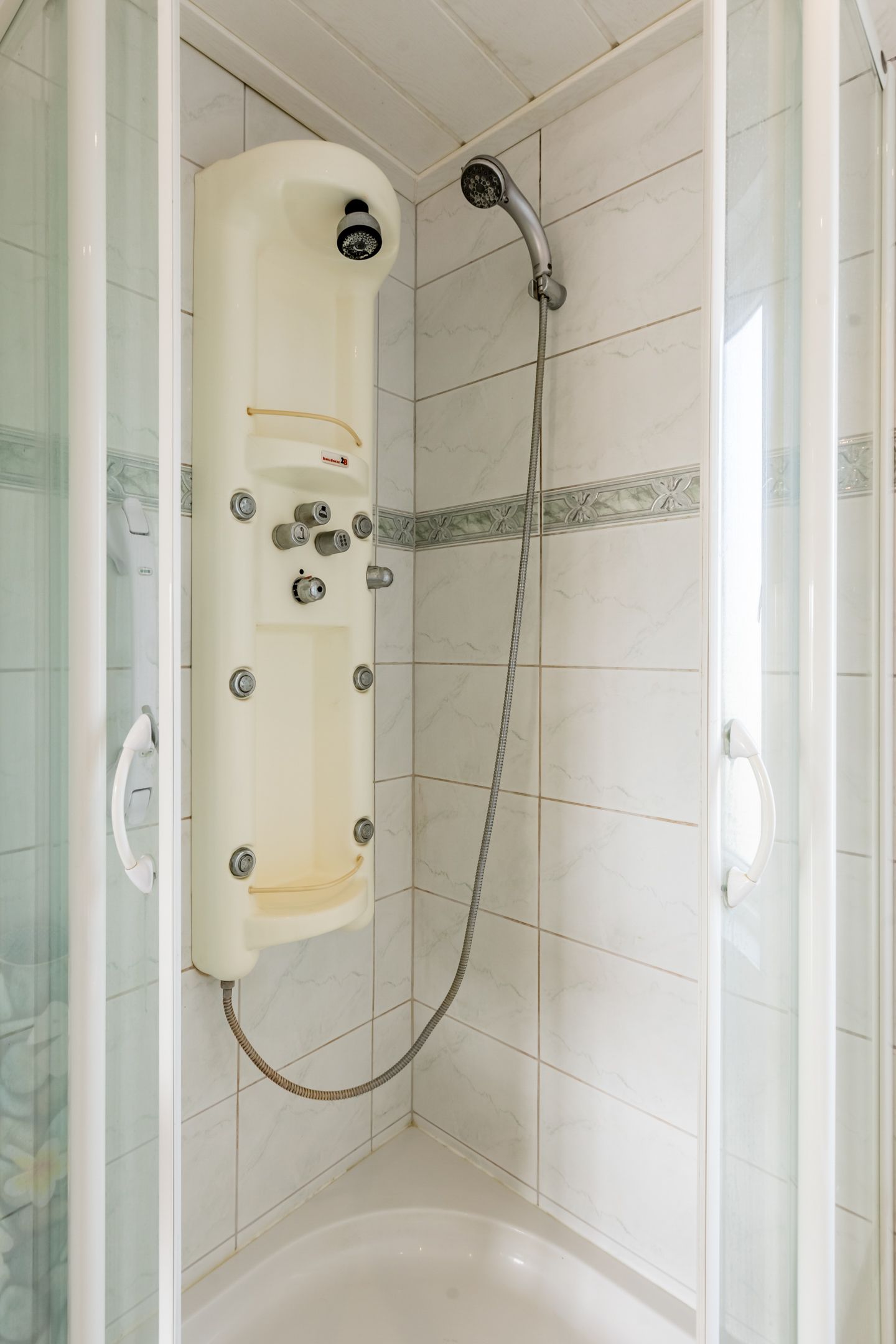 Photo 40 of Overijssellaan 3