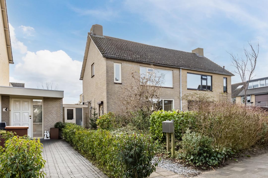 Photo 1 of Overijssellaan 3