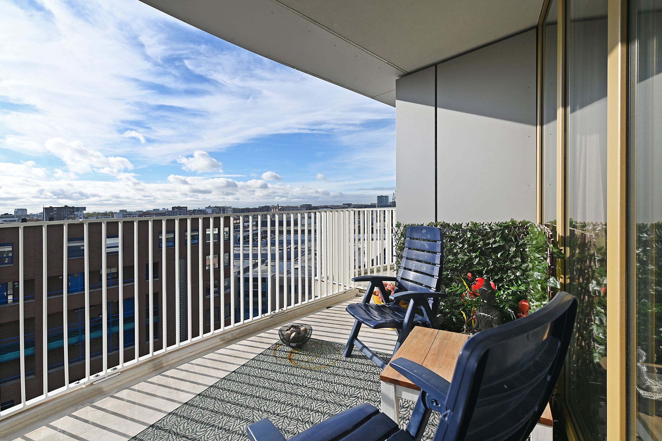 Foto 9 van Treilerdwarsweg 126