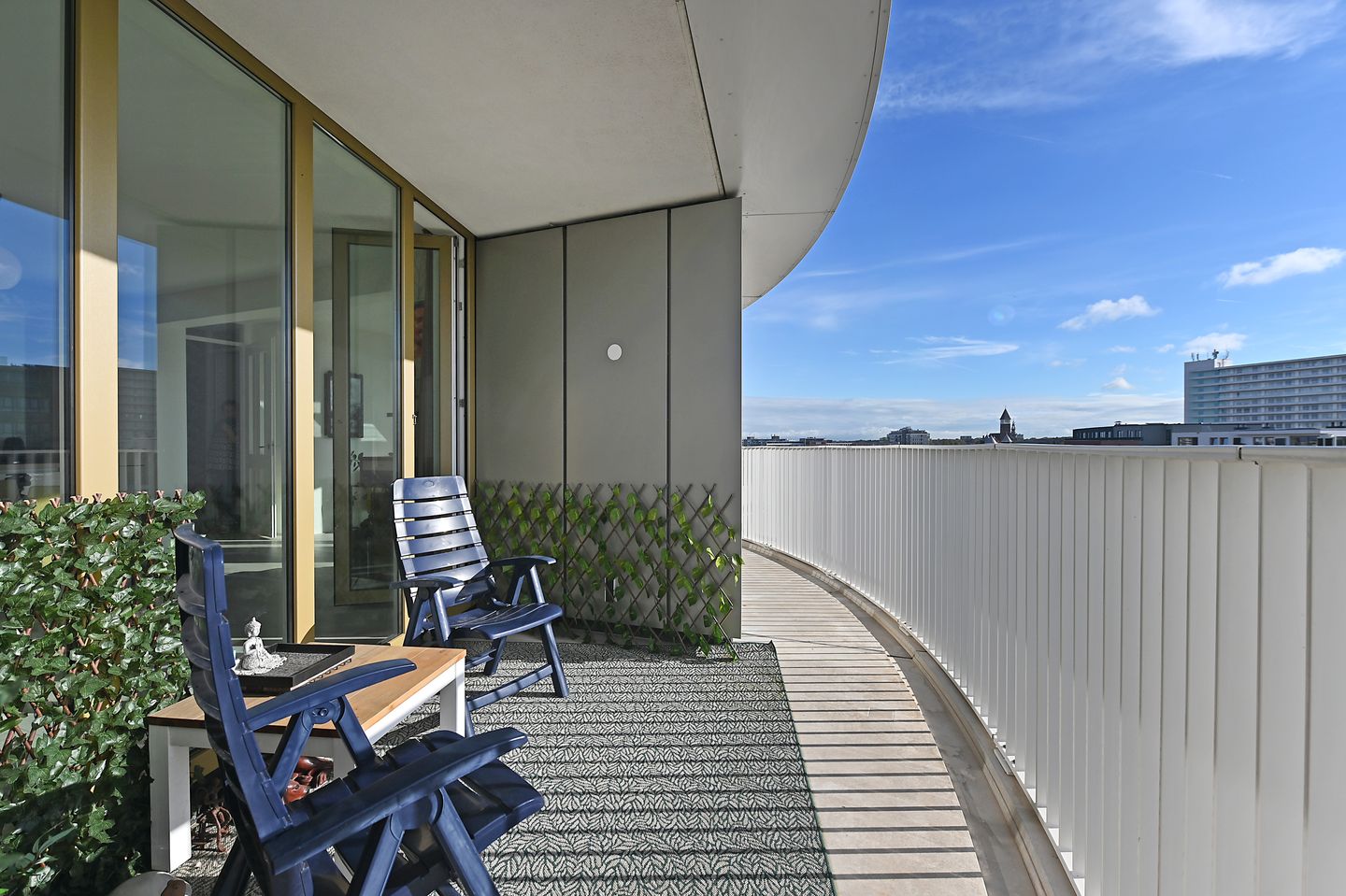 Foto 10 van Treilerdwarsweg 126