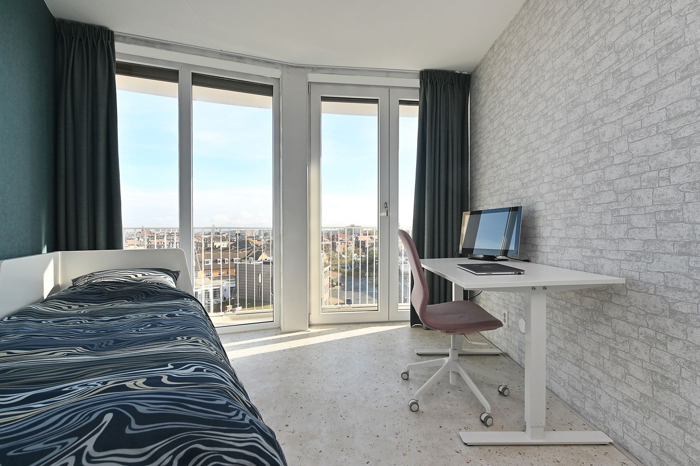 Foto 25 van Treilerdwarsweg 126