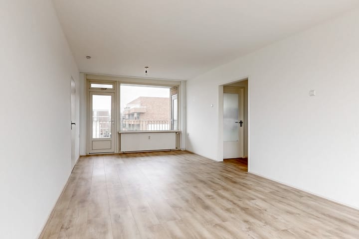 Foto 3 van Raadhuisplein 7