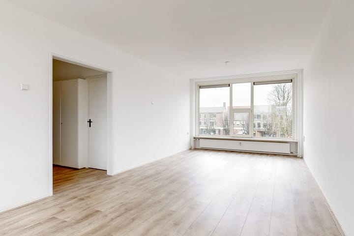 Foto 4 van Raadhuisplein 7