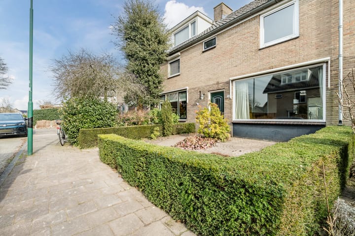 Foto 39 van Van Boetzelaerlaan 12