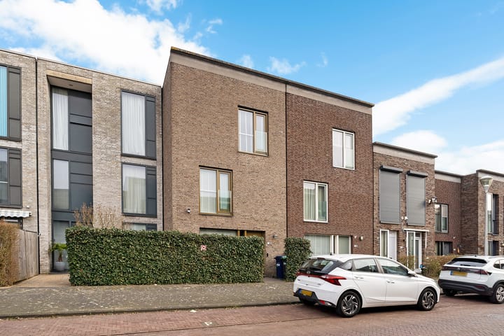 Foto 6 van Meerkoetstraat 48