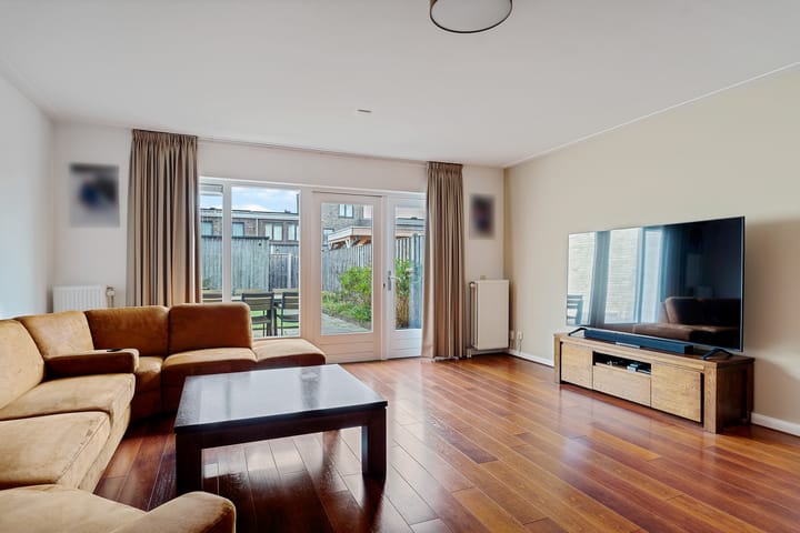 Foto 13 van Meerkoetstraat 48