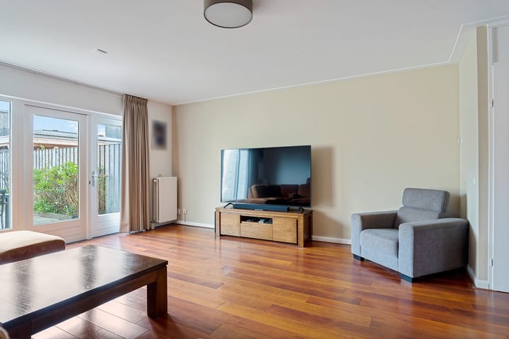 Foto 16 van Meerkoetstraat 48